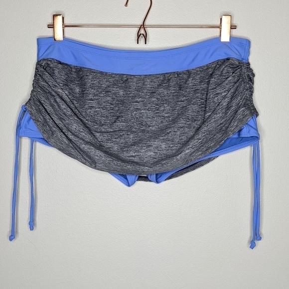 ✨3/$15 Free Country grey blue cinch side bikini bottom L - Picture 1 of 7